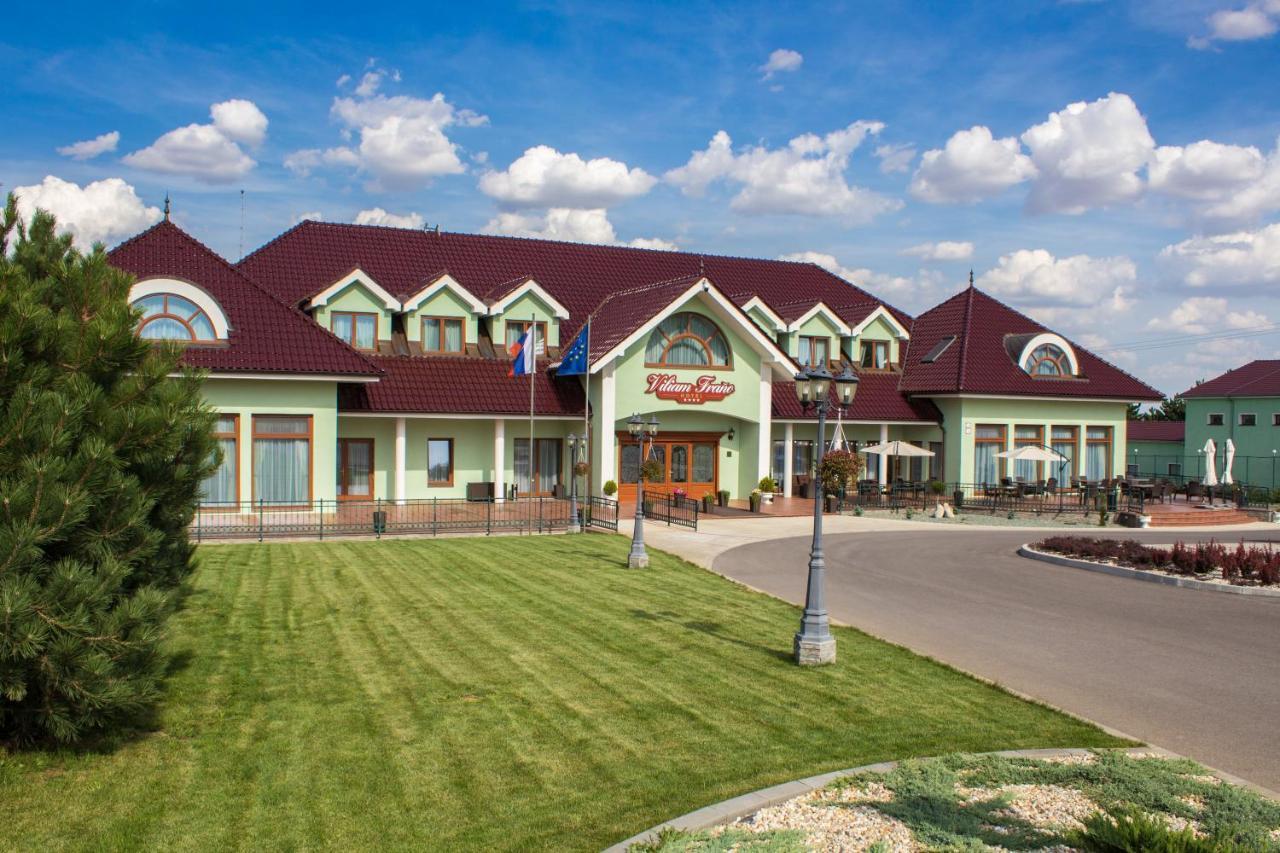 Hotel Viliam Frano Nitra Exterior foto